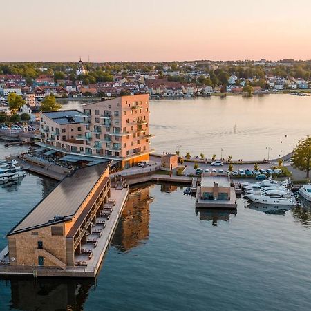 Slottsholmen Hotell Och Restaurang Vastervik Ngoại thất bức ảnh
