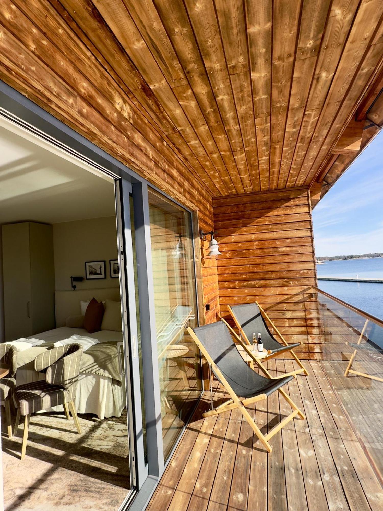 Slottsholmen Hotell Och Restaurang Vastervik Ngoại thất bức ảnh