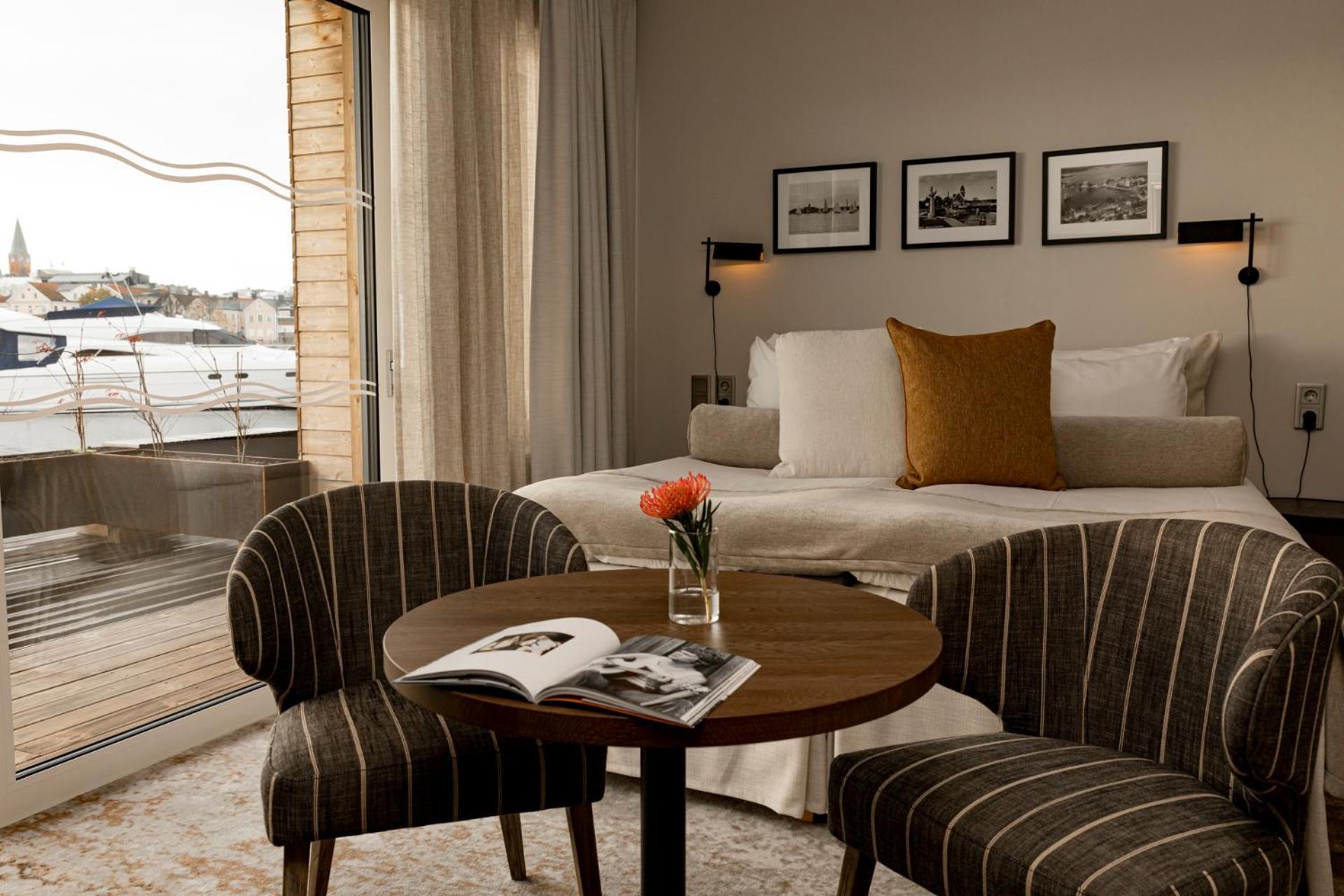 Slottsholmen Hotell Och Restaurang Vastervik Ngoại thất bức ảnh
