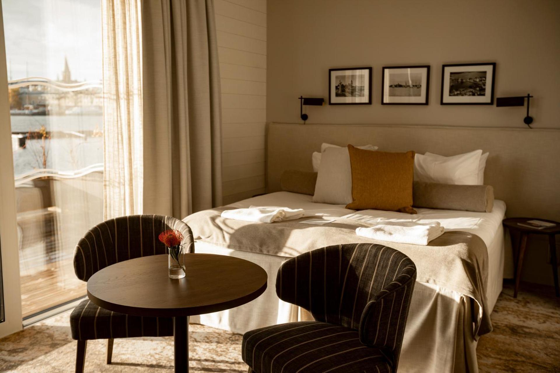 Slottsholmen Hotell Och Restaurang Vastervik Ngoại thất bức ảnh
